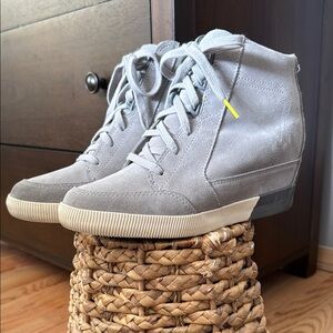 Sorel Women's Gray High-Top Sneakers